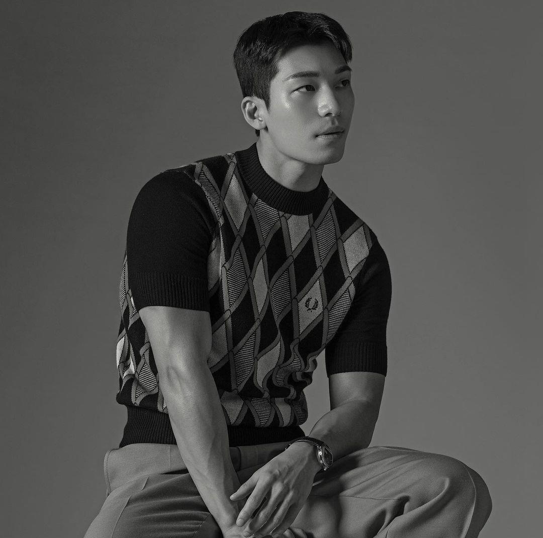 陈卓璇|比这部剧更“刺激”的，难道不是大叔们的颜值？