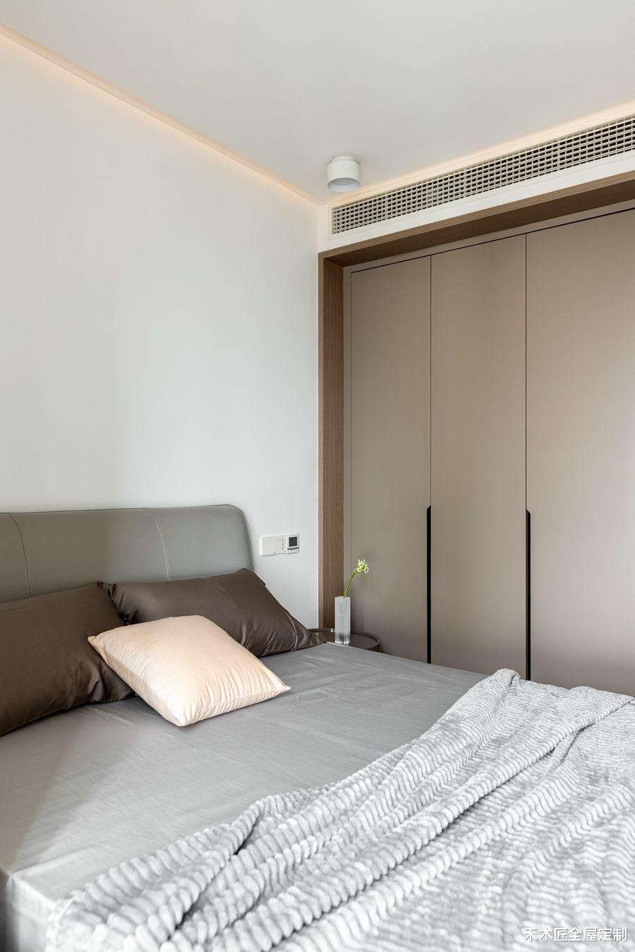 禾木匠全屋定制 153㎡六口之家，现代简约风，整洁大方又从容优雅！