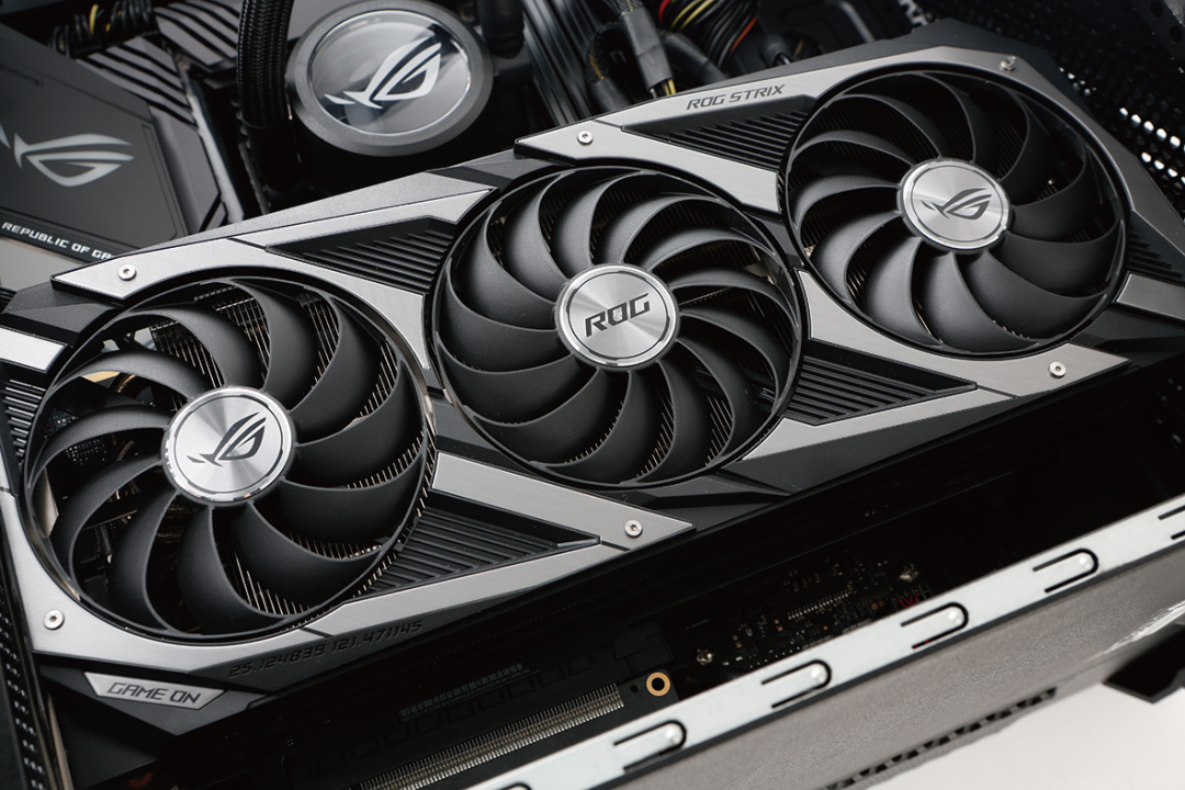 数据库|武装到牙齿的性能猛兽!ROG光魔G35游戏PC