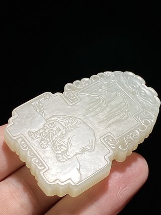 和田玉籽料|清中期 和田玉籽料 白玉 太平有象 子冈牌 玉牌