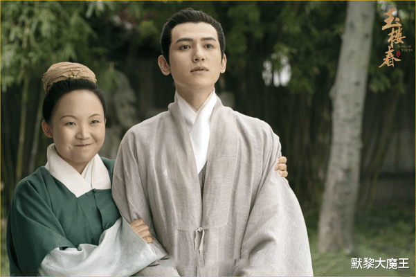 迪丽热巴|优酷又一“双女主剧”空降，撞档《你是我的荣耀》，热巴压力大了