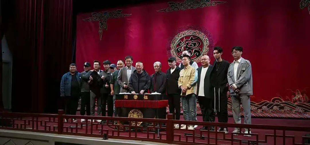 城市的时代 德云社天津分社开业，少马爷一人到场祝贺，杨少华录制视频送祝福