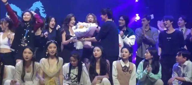 马子佳|马子佳参加小孔毕业晚会,洪成成交往多金男友,坐等麦穗大雄脱单