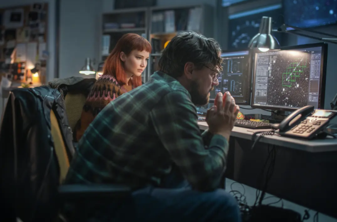 亚当·麦凯|美国年度神片，阵容星光闪耀，预言人类末日作死，灾难片新高峰