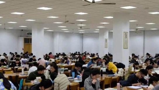 衬衫|“二本是”拼命考研的那些人,结果怎样?经历者:一把辛酸一把泪