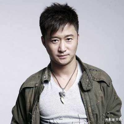 你好|贾玲通过《你好，李焕英》帮助4个人，吴京票房分红有望过千万