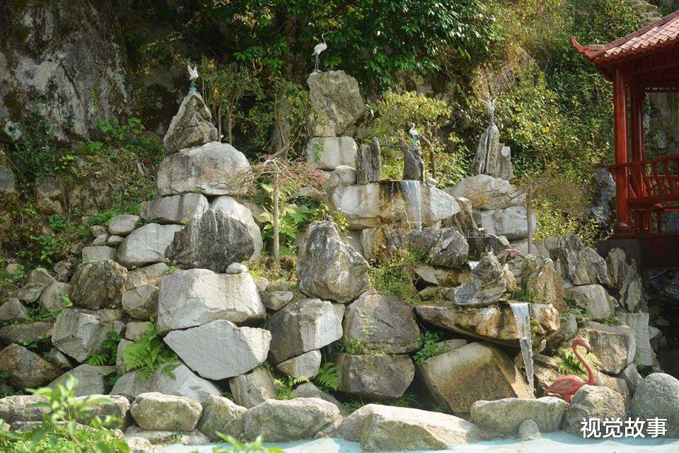 别墅|农村人在山中建别墅，有人说漂亮，有人称其为“动物园”