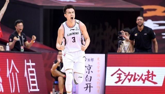 文华养 郭艾伦遇强更强，孙铭徽独木难支，辽篮大胜广厦