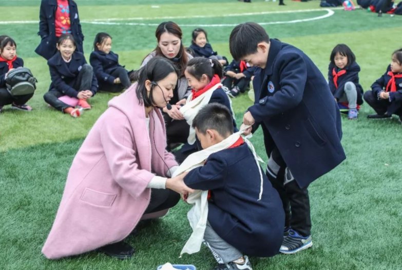 招聘|教师行业出现两极分化，部分地区招聘遇难，考教资人数却居高不下