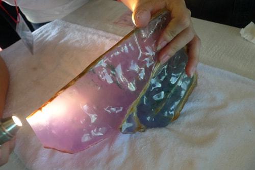 翡翠|缅甸公盘为何能够成为「亿元翡翠标王」的孵化器?就凭是东道主?