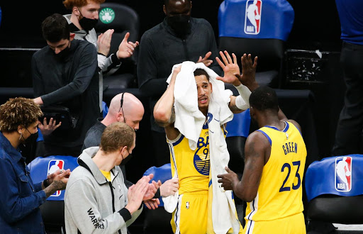 勇士隊(duì)|勇士消息：威金斯出戰(zhàn)成疑，名記盛贊悍將，庫里又現(xiàn)高情商回答