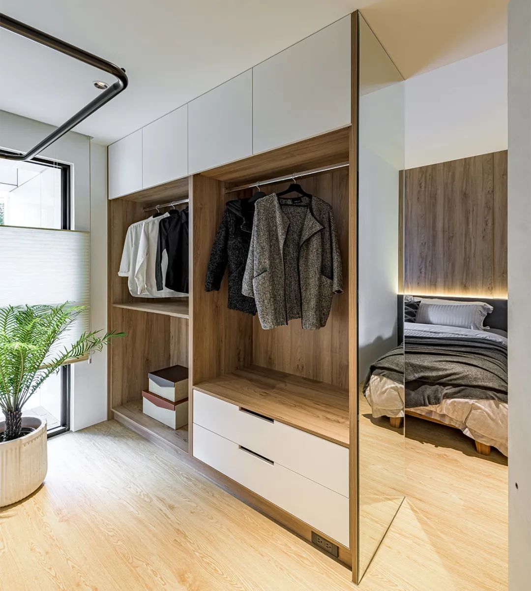 关于衣帽间的5个黄金布局，好看又实用，档次提升了不止一点点！