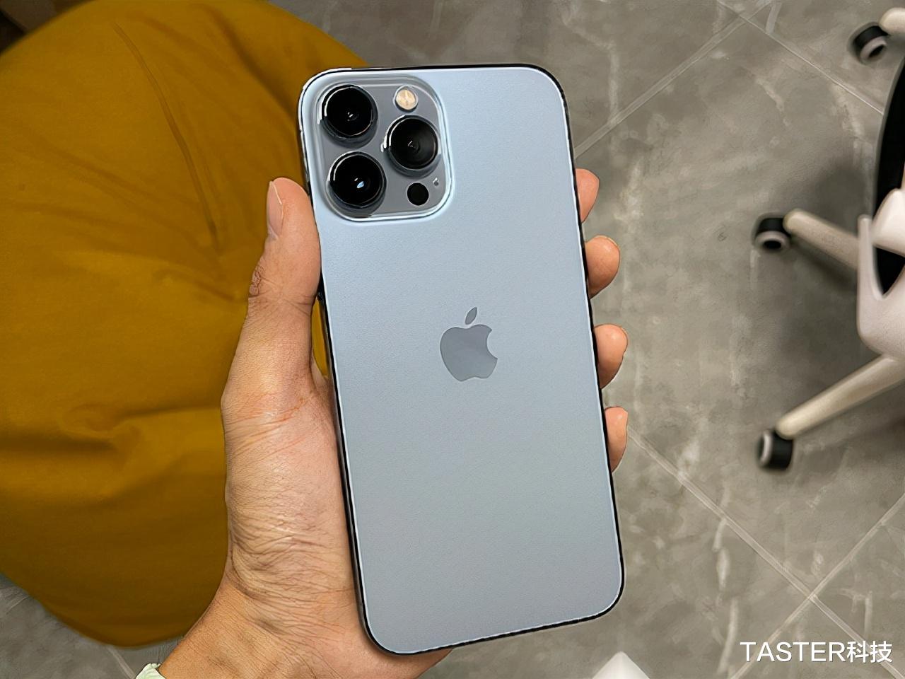 iphone13|iPhone 13Pro悄悄升级！用户发现后大喜：快充不再是短板？