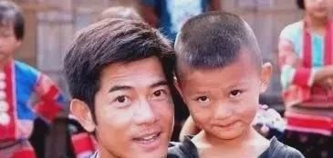 杨幂|5位“铁公鸡”明星，言承旭吃小摊还顺走碗筷，谢娜敷廉价的面膜