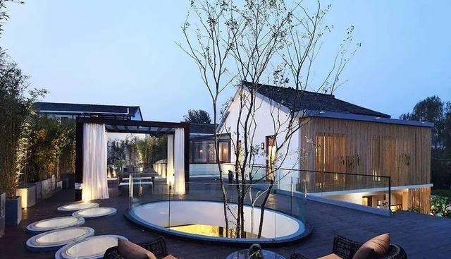  外出旅游时，为何聪明人从不住民宿？过来人：这几点接受不了