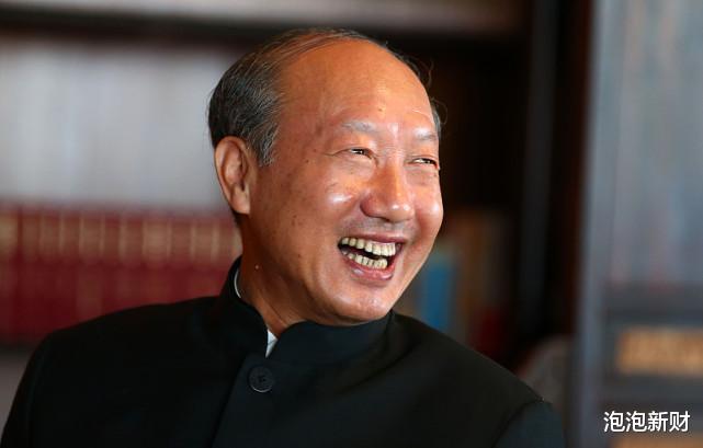 退市 又一民企倒下？欠下7500亿债务，连工资都发不出，靠卖飞机自救