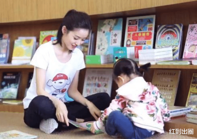 黄渤|章泽天晒老公视角下美照,陪家人逛街过节,5岁女儿身高已到妈妈腰部