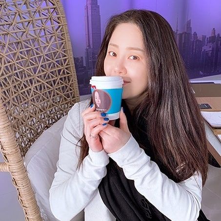 高贤廷|韩剧《你的倒影》高贤廷冻龄颜值成话题，50岁身材不输少女