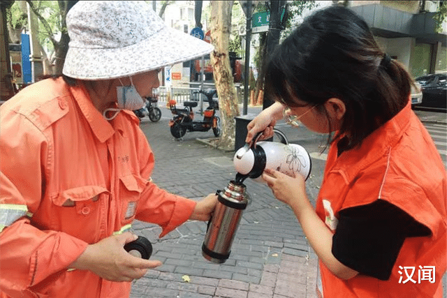 馒头|“送清凉”的字眼，火了！