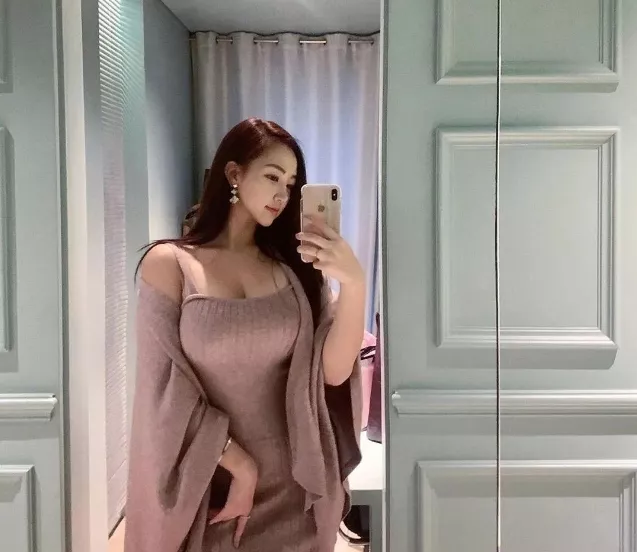 卡戴珊|韩国“翻版卡戴珊”，自带吸睛属性，130斤凹凸曲线很美丽