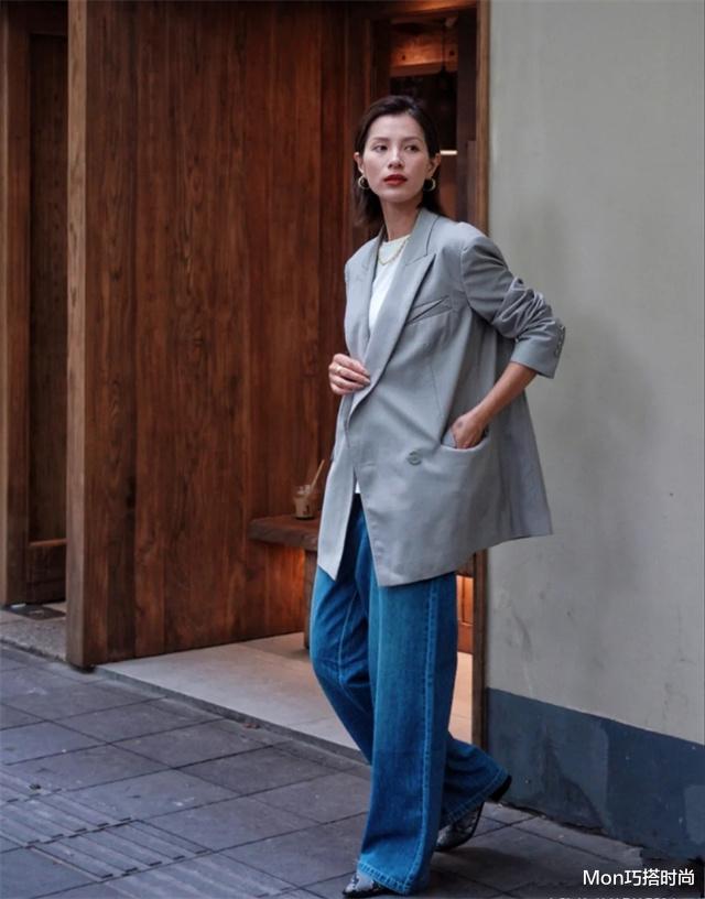 Mon巧搭时尚 穿阔腿裤时，搭什么鞋子才够好看又时髦？瞧小白鞋和低跟靴的区别