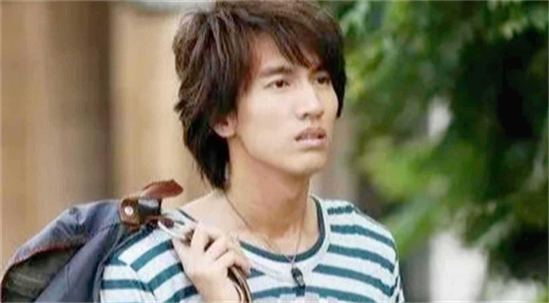 杨幂|5位“铁公鸡”明星，言承旭吃小摊还顺走碗筷，谢娜敷廉价的面膜