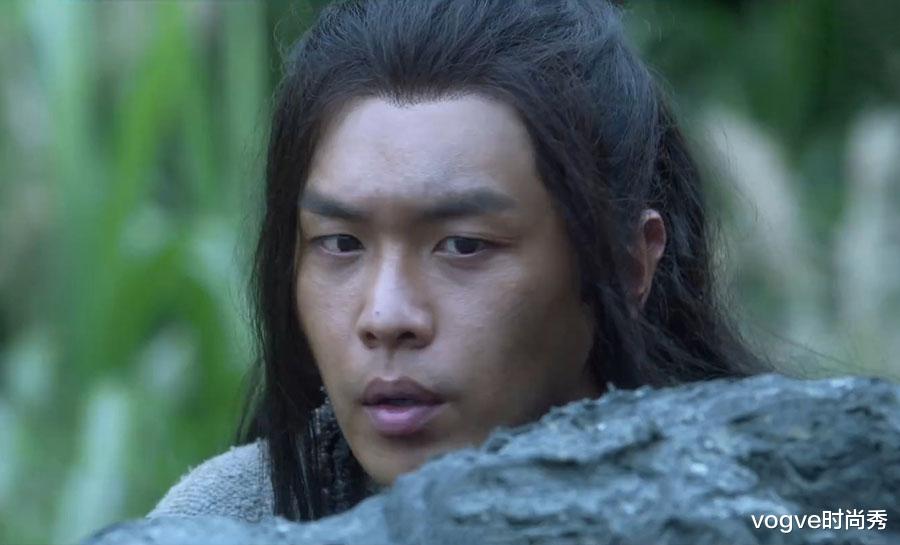 谢霆锋|《雪中悍刀行》点映现场：“李淳罡”帅气亮相，“青鸟”美美相伴