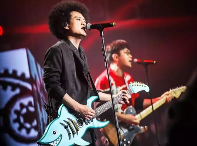 赵英俊|赵英俊没告诉妈妈自己患病，薛之谦曾劝他留下个孩子，自己替他养