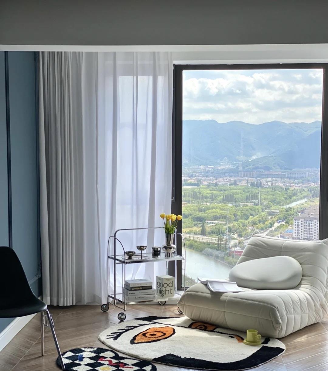 法式风情的新居，120㎡中色彩的冲击与细节的把控，让人流连忘返