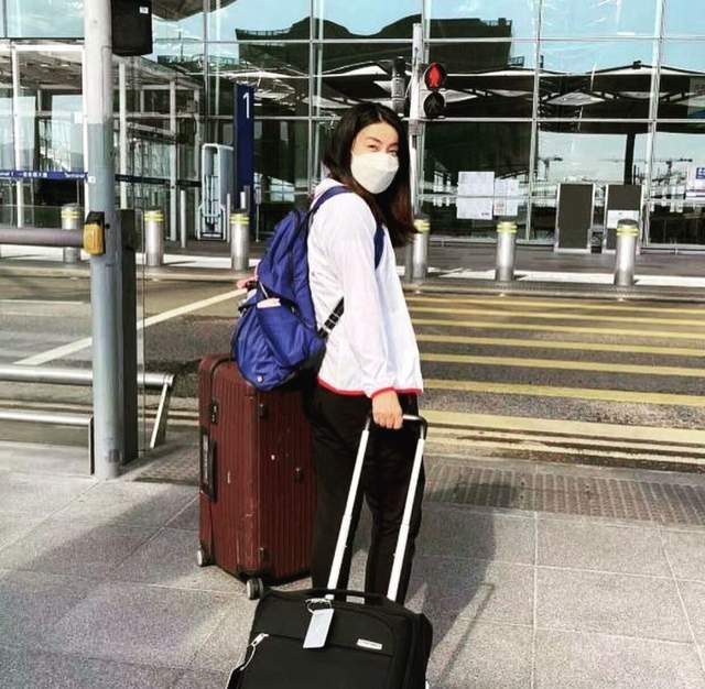 霍启刚|郭晶晶独自前往东京，将担任跳水裁判，老公霍启刚暖心发文鼓励