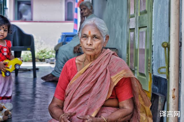 印度73歲老婦生下雙胞胎，被評價不負責，一年後84歲丈夫去世-圖6