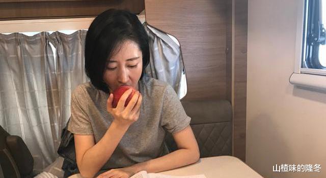 刘敏涛|46岁刘敏涛体重85斤,活成18岁少女模样,坦言减肥很简单