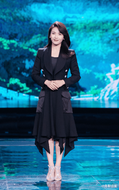 |高颧骨显老显凶？那是你没找对风格，看看刘涛的造型就明白了