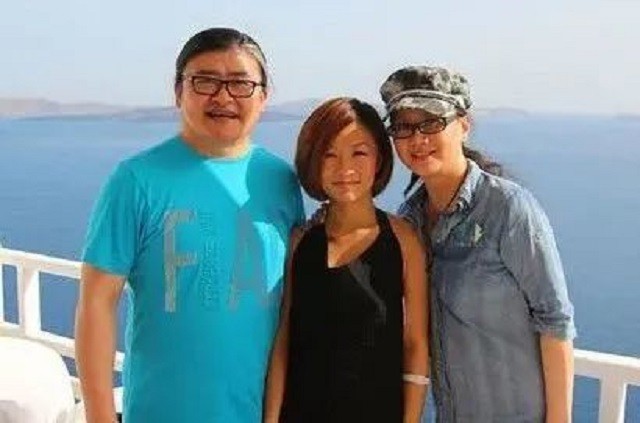 刘欢|谁说闪婚即闪离？刘欢25岁娶认识9天的女孩，与普通妻子恩爱33年