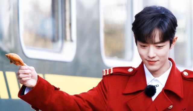 吴莫愁|配音社发文公布，《恋爱吧肖菲霞》将映，肖战作为领衔主演出现！