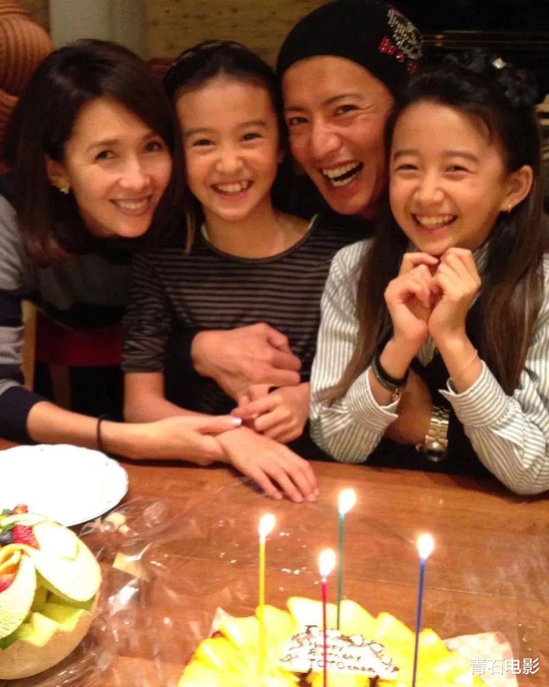 三浦友和|情史干净的7位日本男星，个个是“国宝级”帅哥，有人41年零绯闻