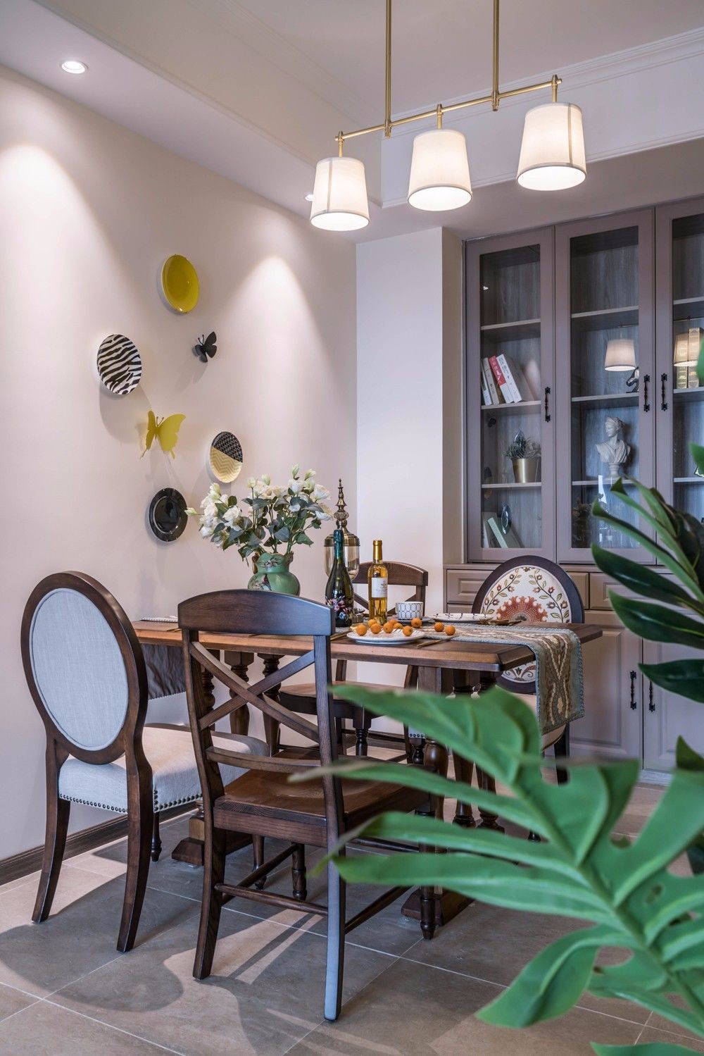 家居超人|用绿植装扮家居空间，打造清新的美式三居室，很适合做婚房