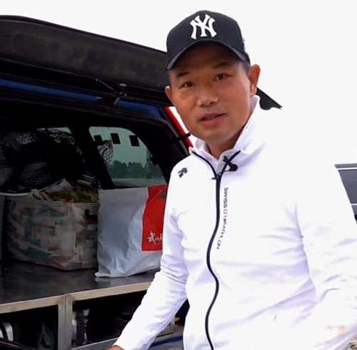 湖北|中国钓鱼王：天元邓刚，放弃20万年薪，只为完成自己的钓鱼梦！