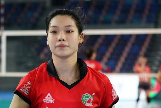 女排|中国女排涌现3位主攻新星！张常宁多一个对角，栗垚找到好帮手