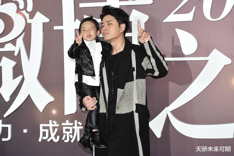 李现|贾乃亮和李小璐愿明天更好、愿幸福相伴