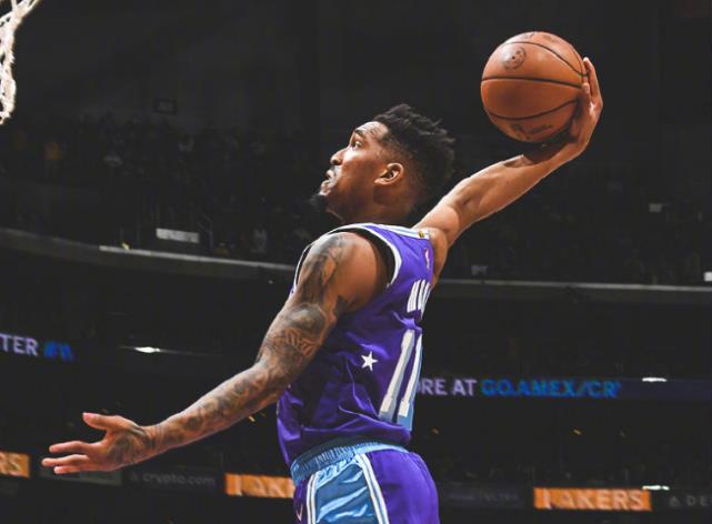 湖人隊|領(lǐng)先19分被狂追！湖人奇葩景象：詹皇三分4中0 威少0失誤7中1