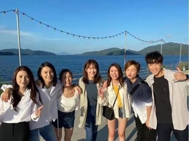 黄翠如|当家花旦黄翠如突然说“再见”，疑似受事业不顺多年备孕失败影响