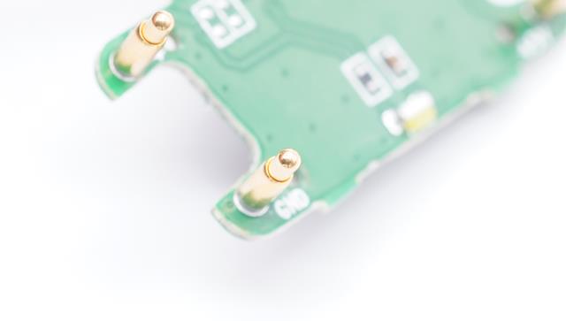 雷军|内置微源LP6261同步升压转换器，Redmi Buds 3青春版拆解报告