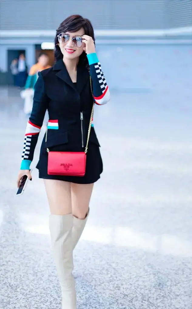 赵雅芝|胖胖微胖的中年女性，学赵雅芝的“优雅肉盖”穿搭，气质优雅出众