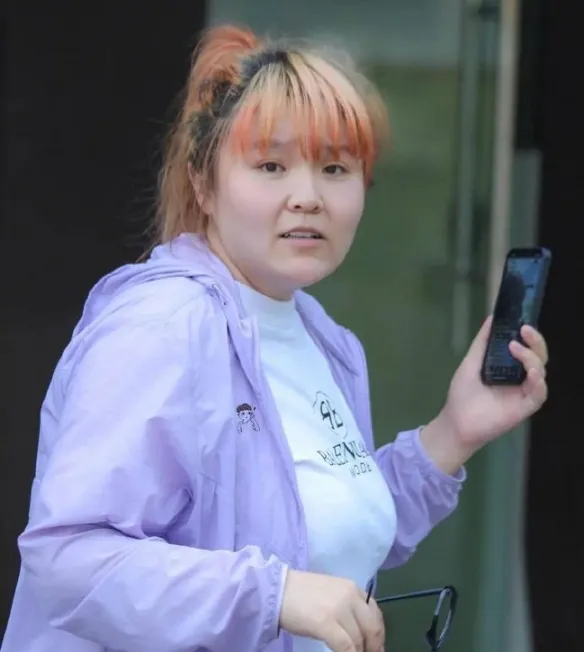 鲸鱼之心|又一顶流被央视封杀，不雅视频曝光。网友：“终于轮到她了！”