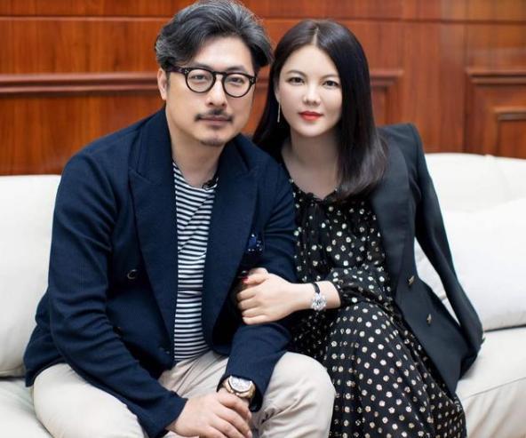 |李湘成功瘦身，摆脱肥胖身材，网友：瘦下来的李湘真美