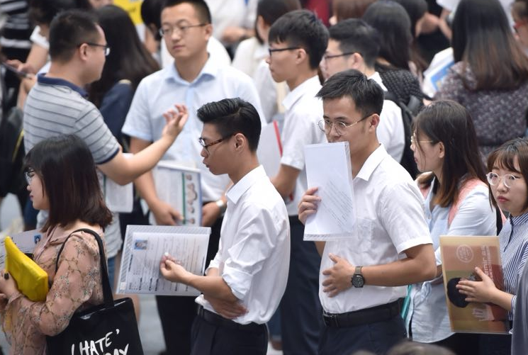 |殡仪馆秋招正在进行，薪资诱人且享有编制，可却很少有人敢挑战