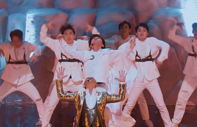 张卫健|张卫健使出浑身解数，却得了个倒数第一，老艺人上综艺是吃老本？