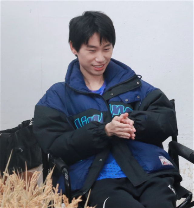 金泰相|lqs连发5个哭泣表情，doinb被精准拿捏了：哭也没用，我会carry你