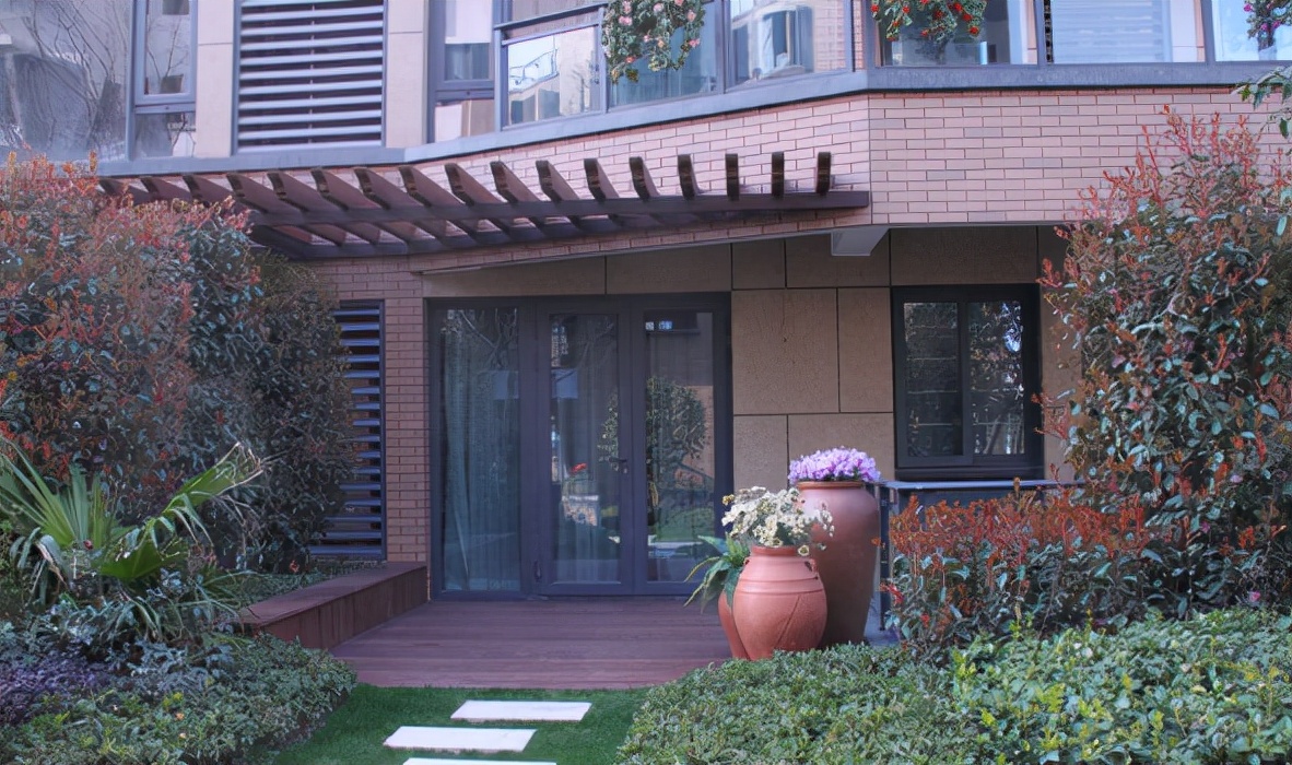 铲哥装修|再便宜的一楼也不要买，买过之后才发现处处是坑，真的好后悔